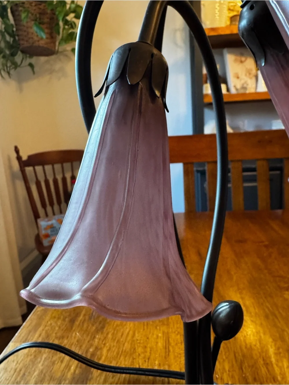 1980’s Art nouveau lily flower Glass Table Lamp dimmable